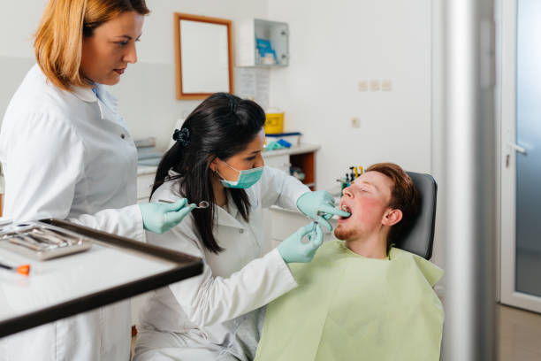 Best Weekend Emergency Dentist in Sparks, TX
